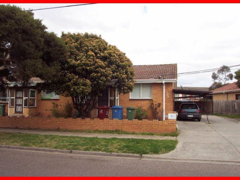 2/42 Lewis Street, Springvale VIC 3171