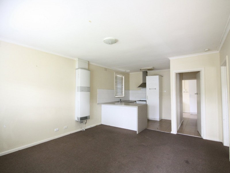 2/42 Lewis Street, Springvale VIC 3171