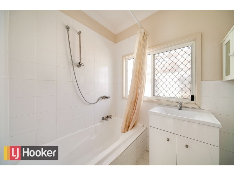 77 DOUGLAS STREET, Noble Park VIC 3174