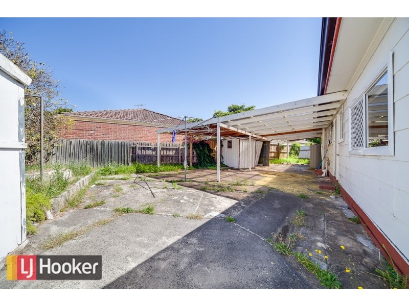 77 DOUGLAS STREET, Noble Park VIC 3174