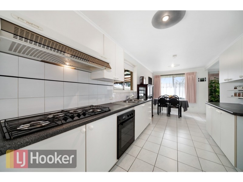 18 Andleon way, Springvale South VIC 3172