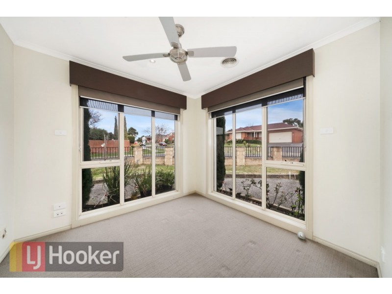 39 Eleanore Crescent, Hallam VIC 3803