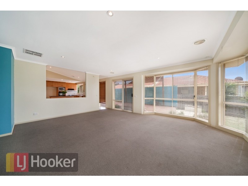 39 Eleanore Crescent, Hallam VIC 3803