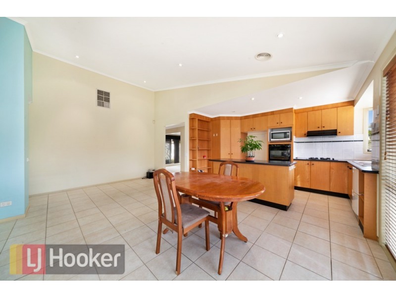 39 Eleanore Crescent, Hallam VIC 3803
