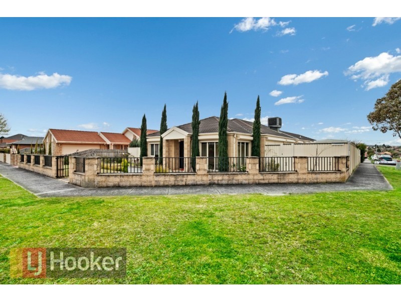 39 Eleanore Crescent, Hallam VIC 3803
