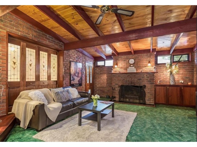 13 Wentworth Ave, Rowville VIC 3178