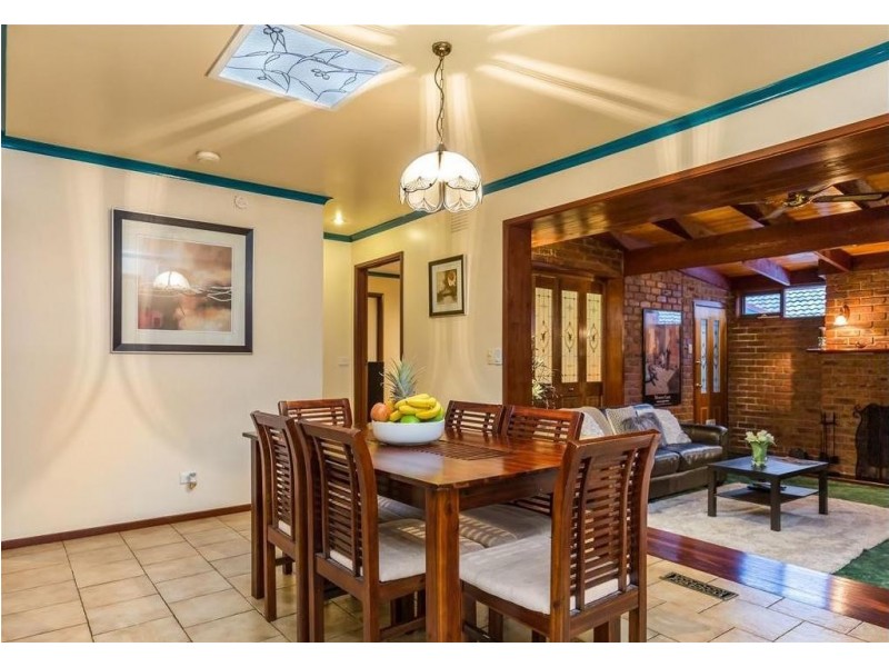 13 Wentworth Ave, Rowville VIC 3178