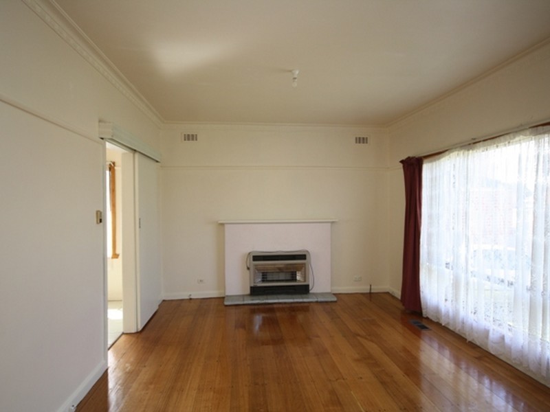 1 Dunvegan Crescent, Dandenong VIC 3175