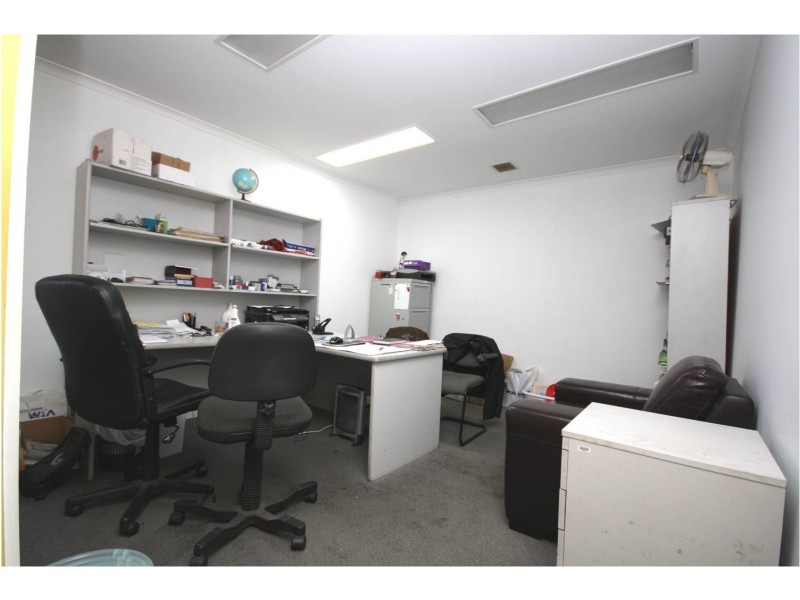 12 HEALEY RD, Dandenong South VIC 3175