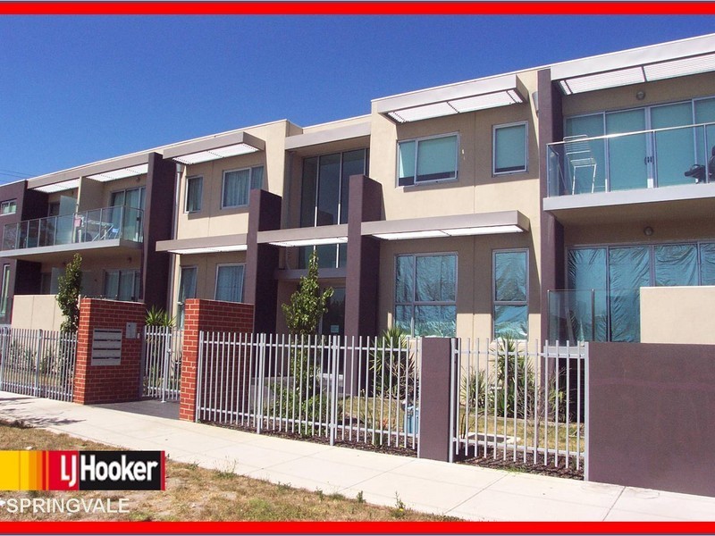 5/8 St James Avenue, Springvale VIC 3171