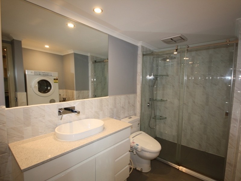 5/8 St James Avenue, Springvale VIC 3171