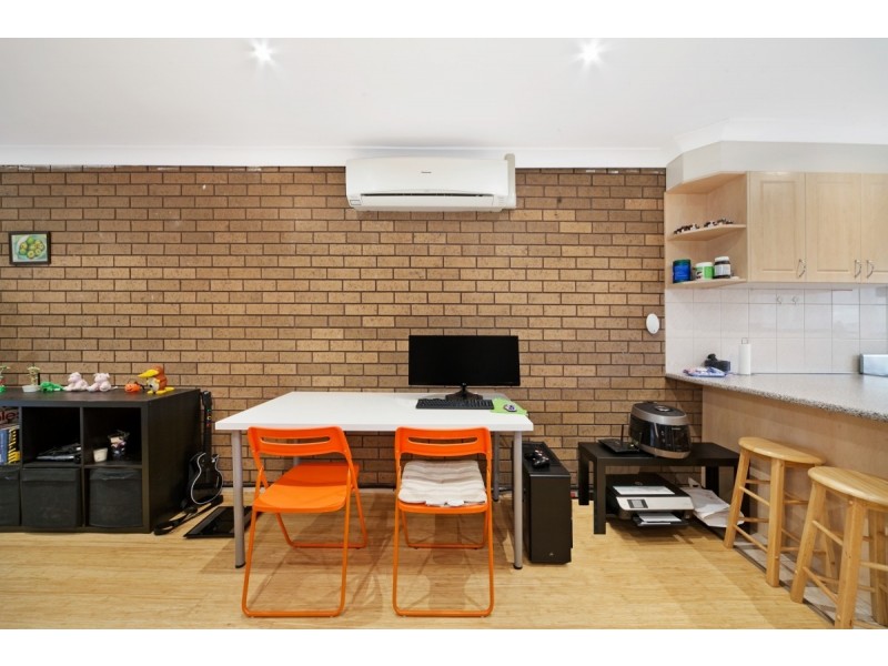 2/34 ST JOHNS AVENUE, Springvale VIC 3171