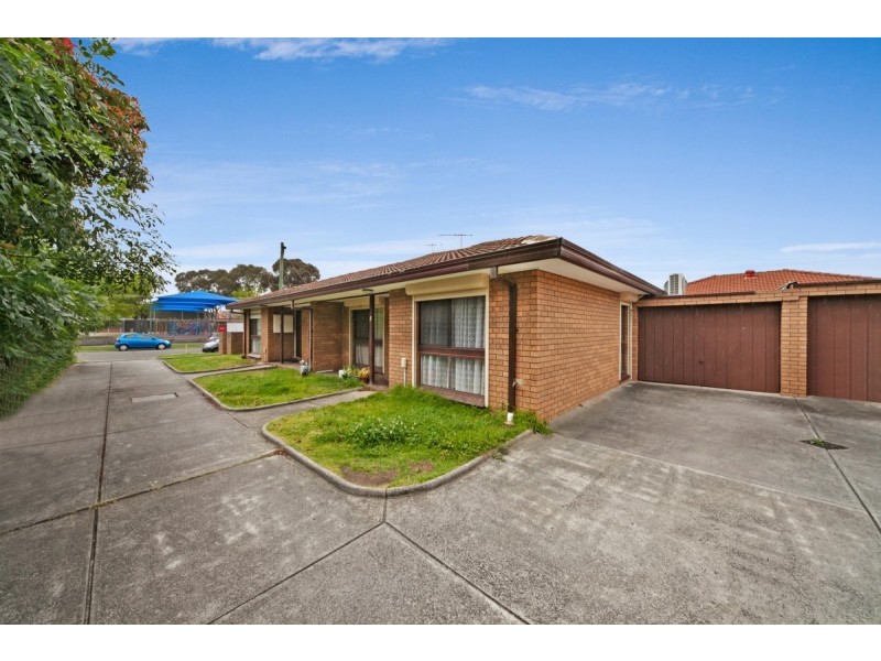 2/34 ST JOHNS AVENUE, Springvale VIC 3171