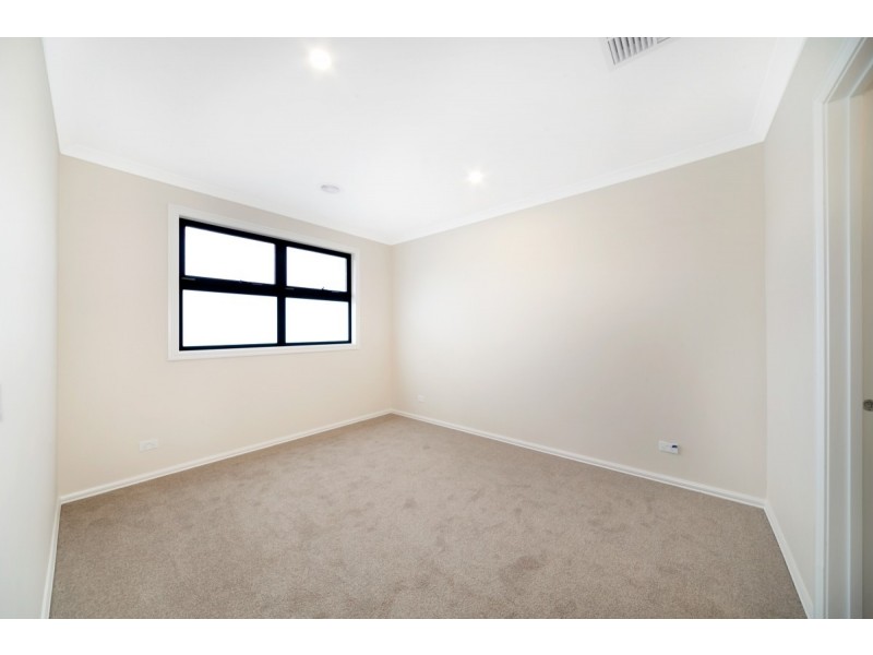 2/31 AMIEL STREET, Springvale VIC 3171