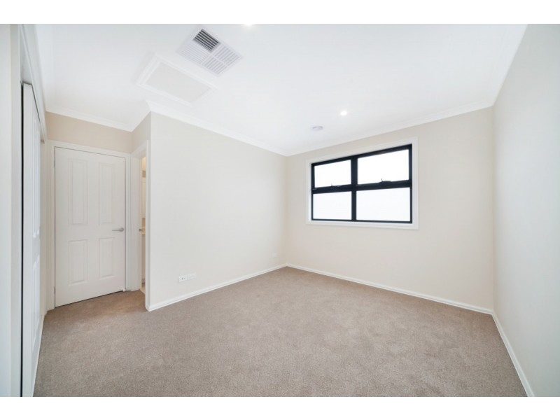 2/31 AMIEL STREET, Springvale VIC 3171