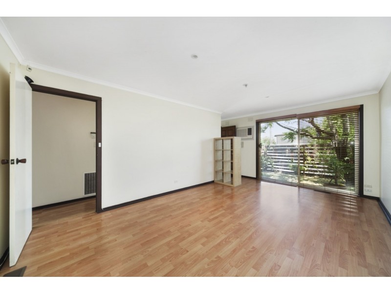 25/949A Heatherton road, Springvale VIC 3171