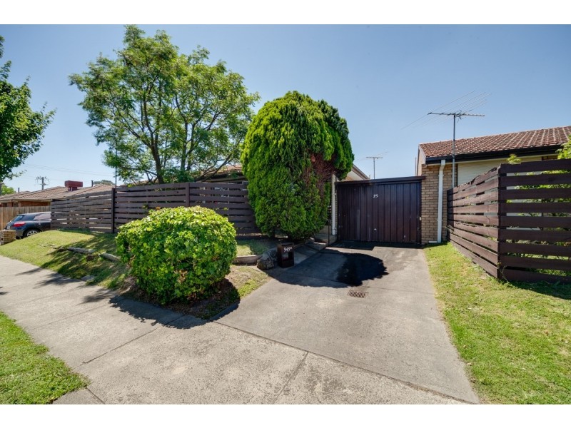 25/949A Heatherton road, Springvale VIC 3171