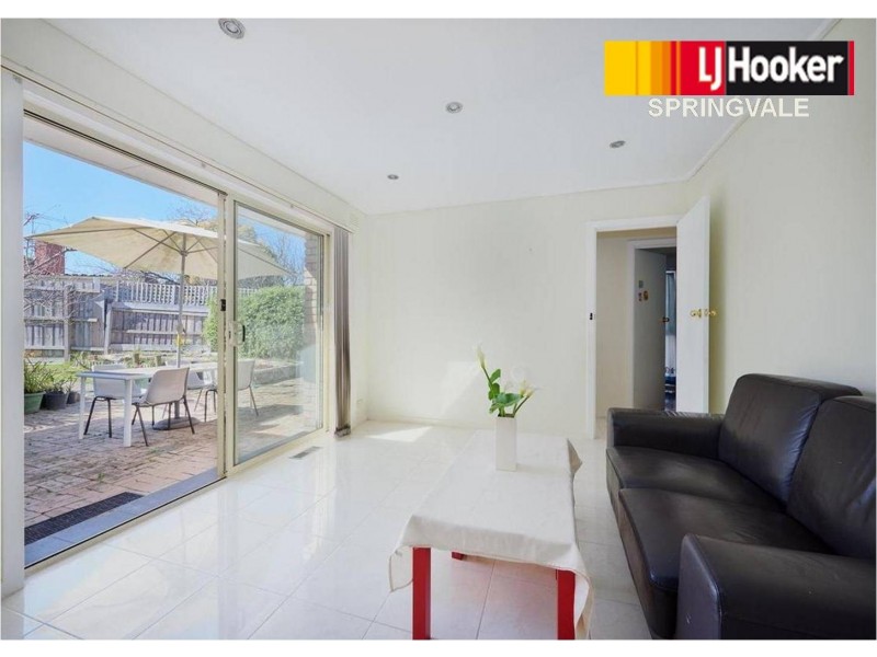 8 BELLBIRD COURT, Springvale South VIC 3172