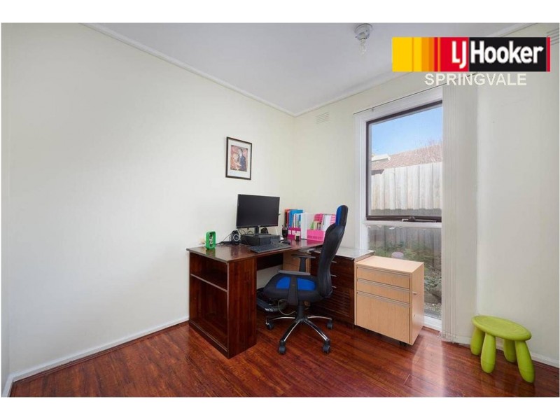 8 BELLBIRD COURT, Springvale South VIC 3172