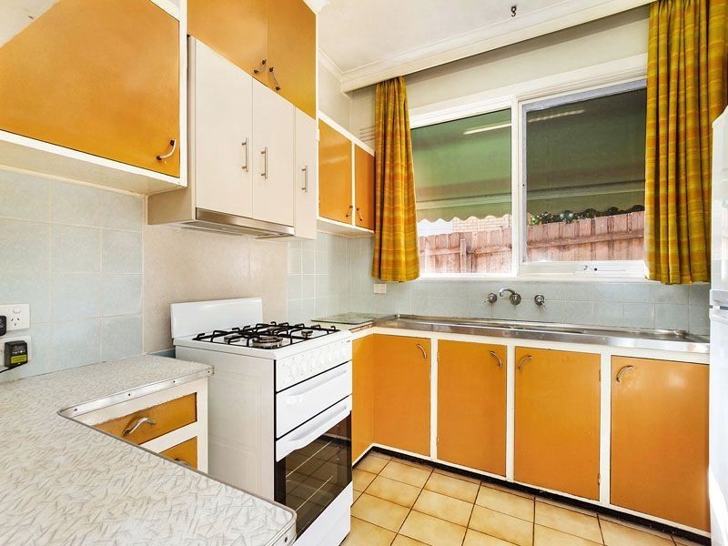 12 REDHILL RD, Springvale VIC 3171