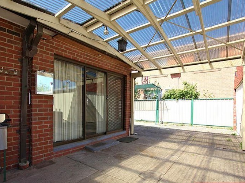 30 BALMORAL AVENUE, Springvale VIC 3171