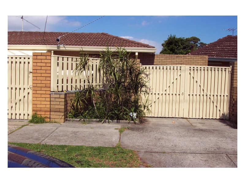 13 Spring Road, Springvale South VIC 3172