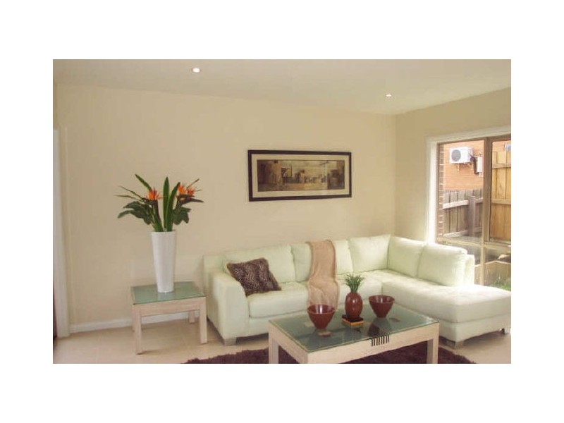 2/70-72 Princess avenue, Springvale VIC 3171
