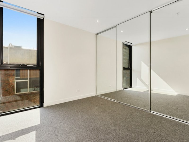 7 ROBERT STREET, Collingwood VIC 3066