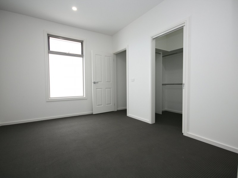 3/7 FURNEW STREET, Springvale VIC 3171