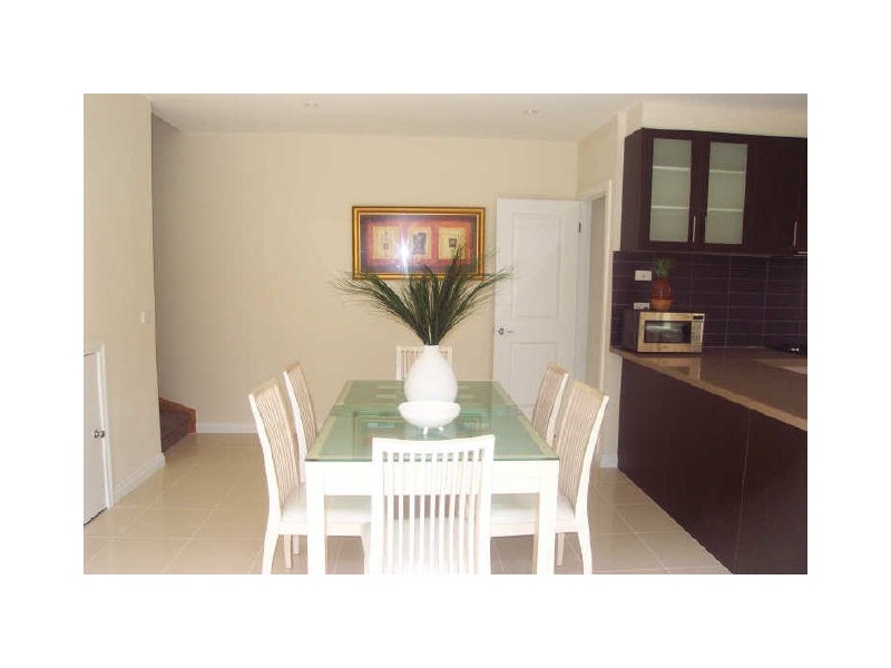 4/70-72 Princess Avenue, Springvale VIC 3171