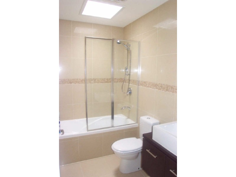 4/70-72 Princess Avenue, Springvale VIC 3171