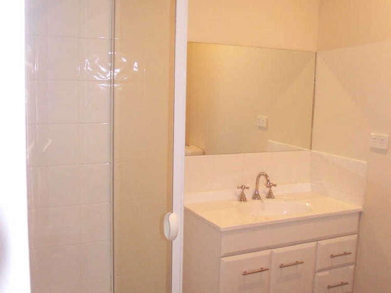 3/44 St James Avenue, Springvale VIC 3171