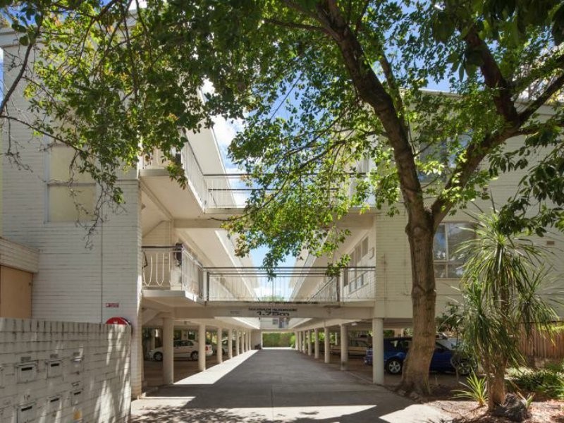 28/4 Wando Grove, St Kilda East VIC 3183