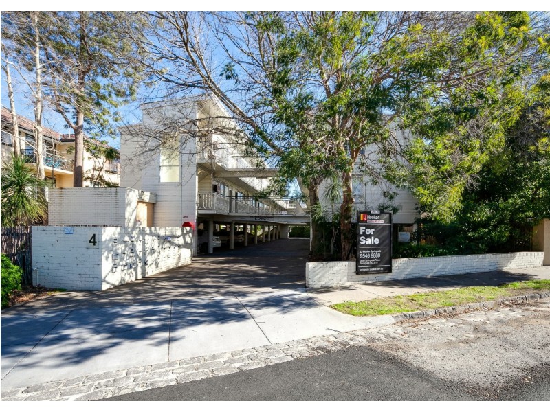 28/4 Wando Grove, St Kilda East VIC 3183