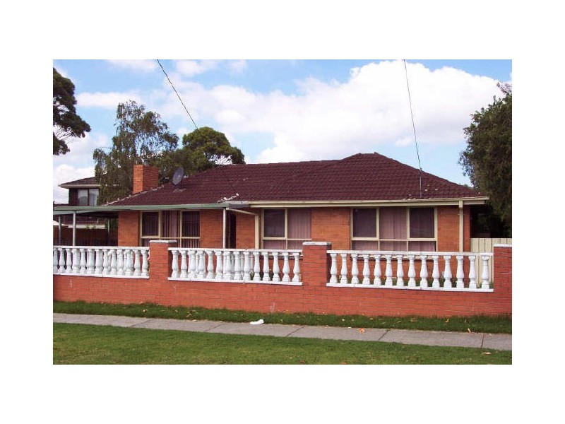 16 Isaac Road  (89 F6), Keysborough VIC 3173