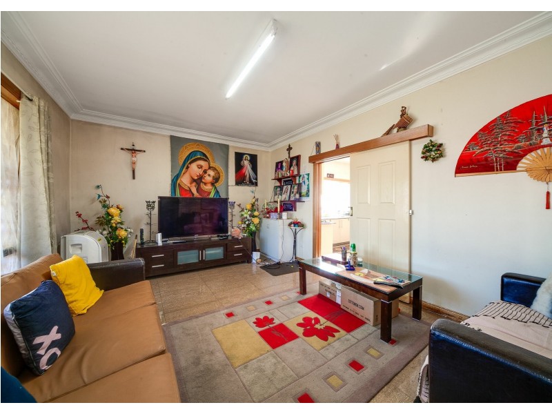 21 REGENT AVENUE, Springvale VIC 3171