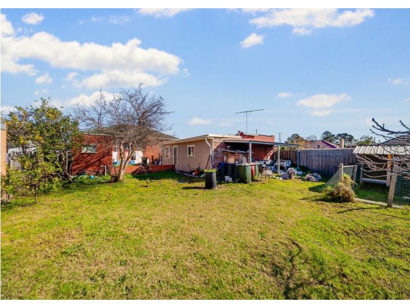 21 REGENT AVENUE, Springvale VIC 3171