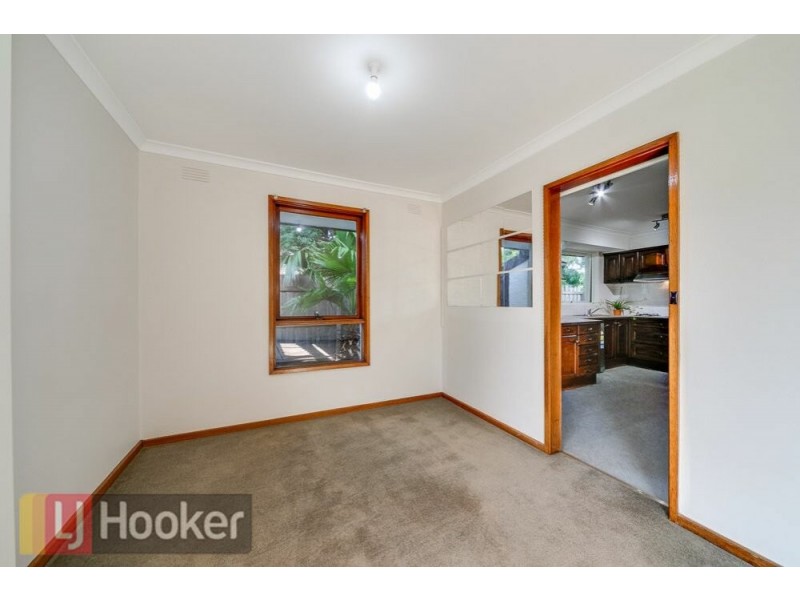 14 KINNOUL AVE, Keysborough VIC 3173