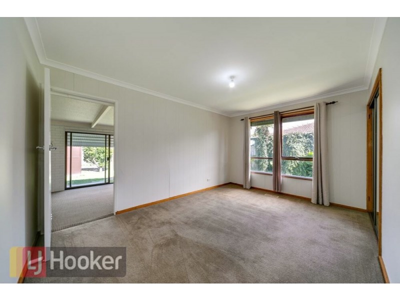 14 KINNOUL AVE, Keysborough VIC 3173