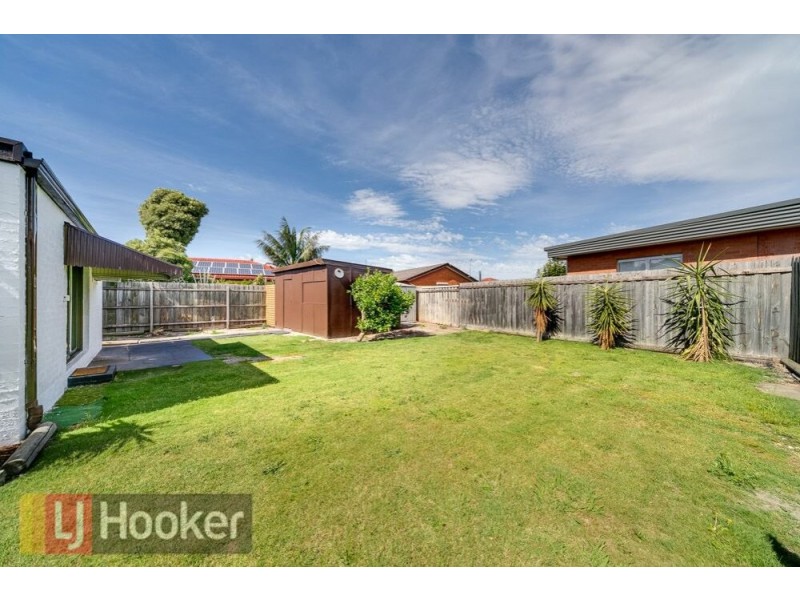 14 KINNOUL AVE, Keysborough VIC 3173