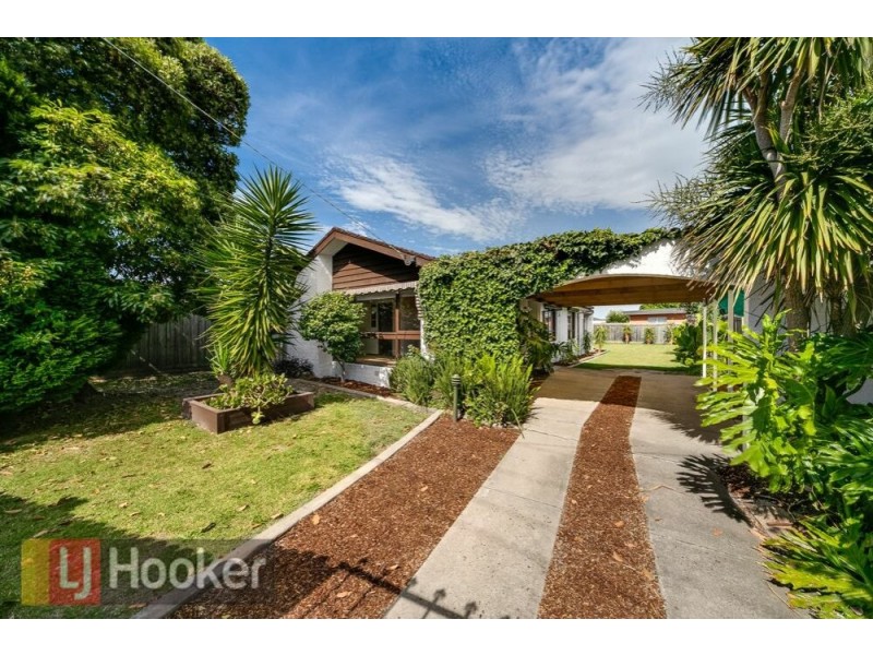 14 KINNOUL AVE, Keysborough VIC 3173