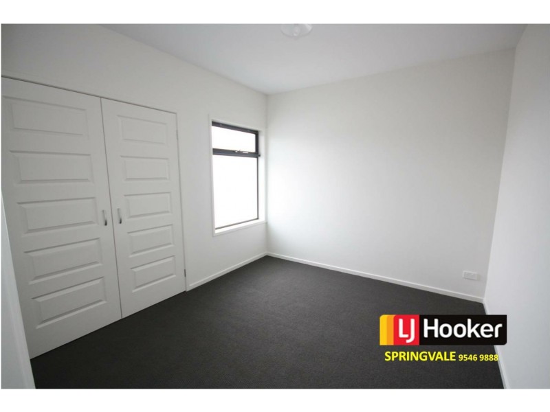 76 Hillside Road, Springvale VIC 3171