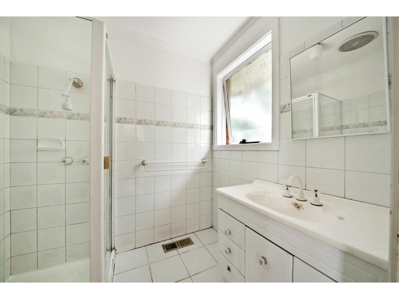 80 FIRST AVENUE, Dandenong North VIC 3175