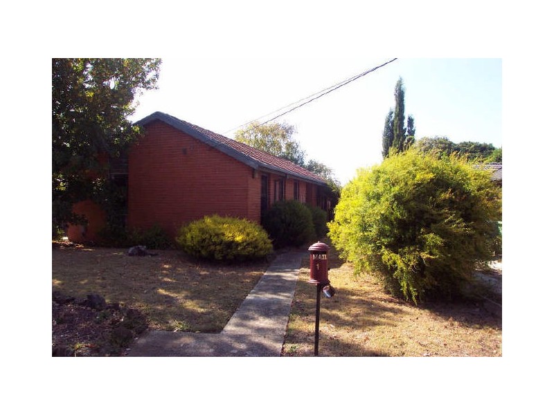 17 Blackmore Street, Dandenong North VIC 3175