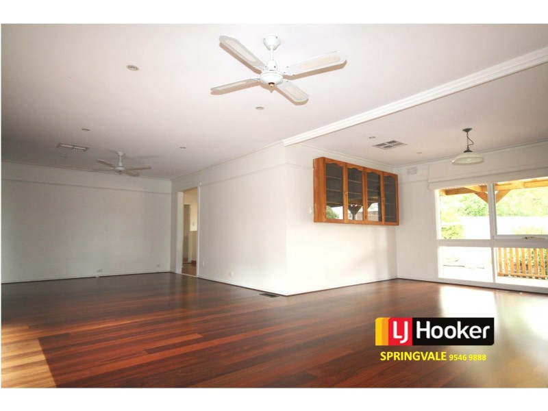 15 Mannix Square, Wantirna VIC 3152