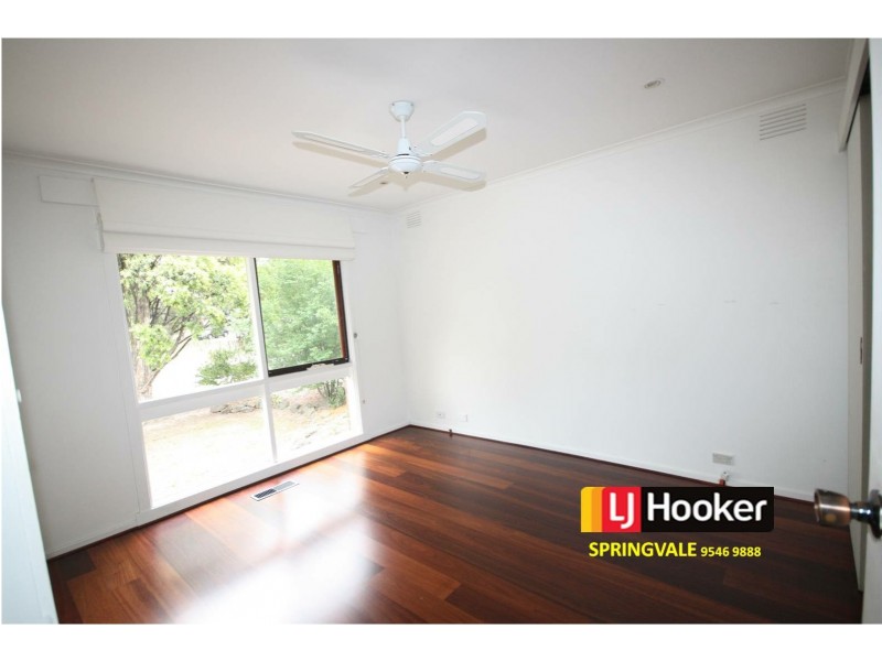 15 Mannix Square, Wantirna VIC 3152