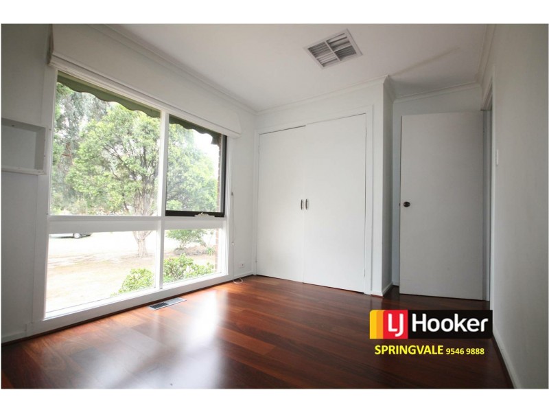 15 Mannix Square, Wantirna VIC 3152