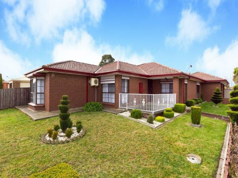 25 SNOWGUM COURT, Keysborough VIC 3173