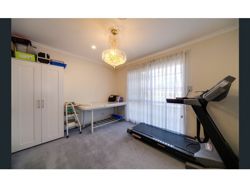 25 SNOWGUM COURT, Keysborough VIC 3173