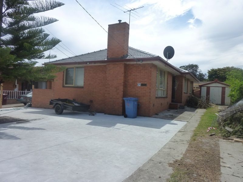 16 Spring Road, Springvale South VIC 3172